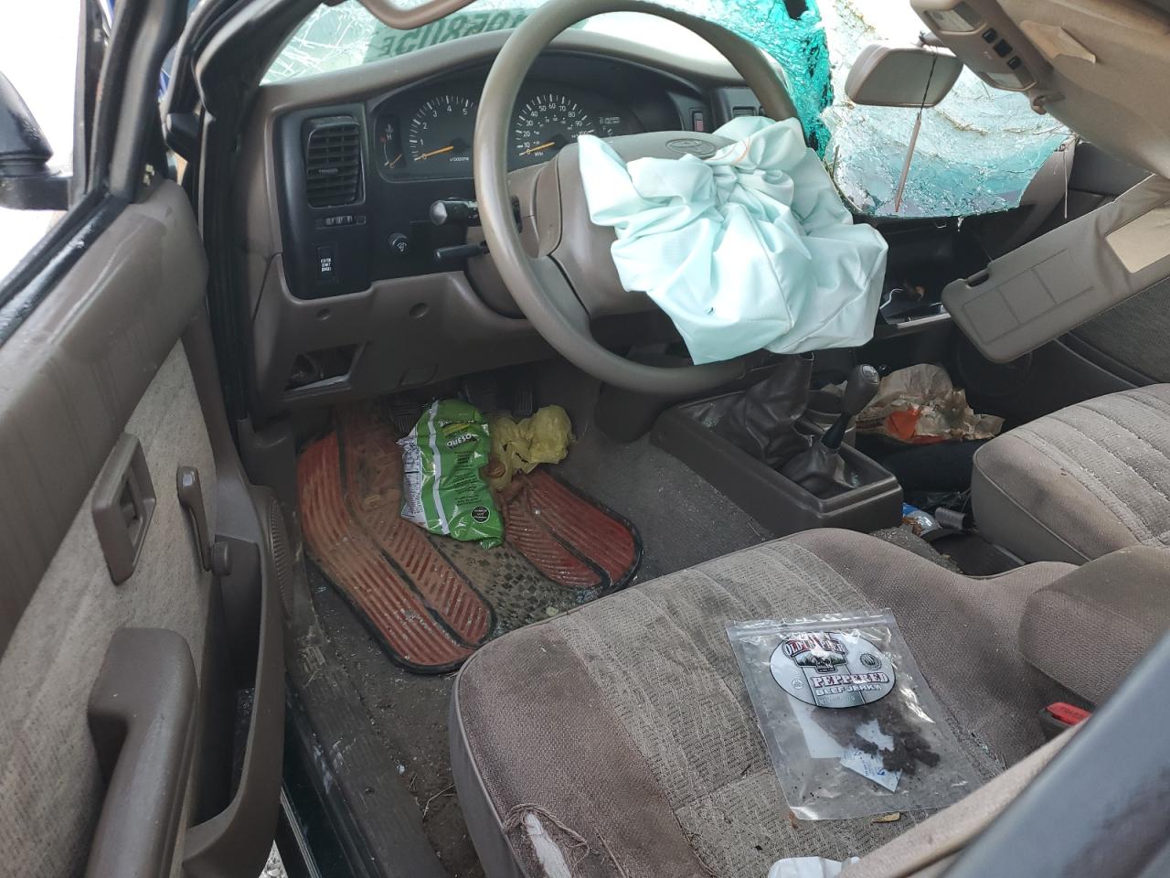 Toyota Tacoma Xtracab Image 4