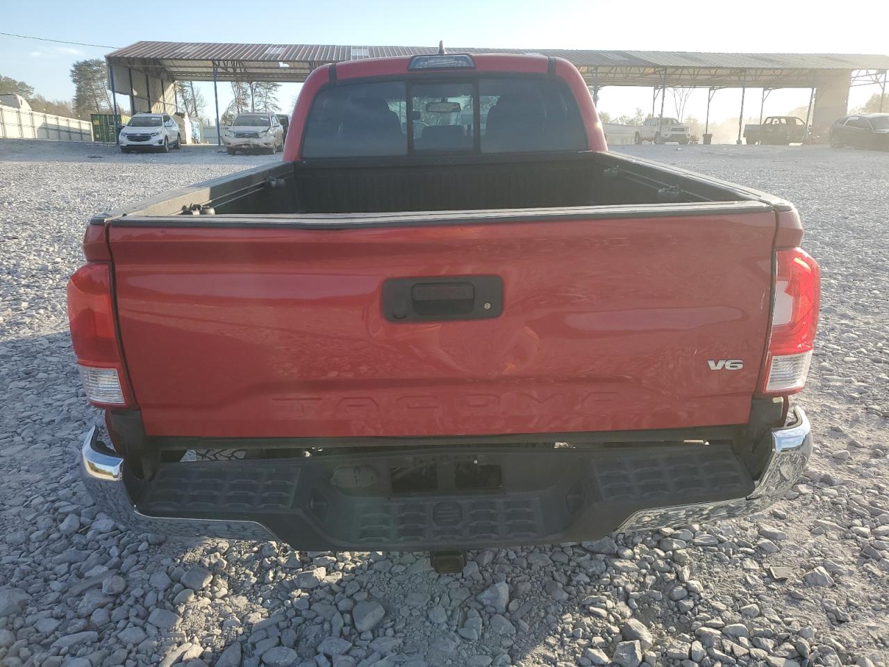 Toyota Tacoma Double Cab Image 12