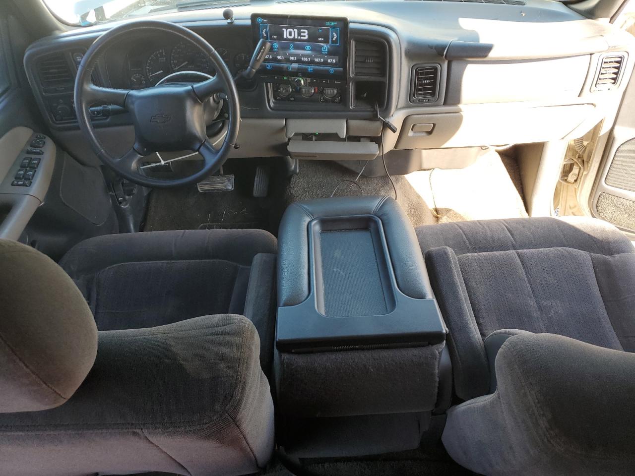Chevrolet Tahoe K1500 Image 3
