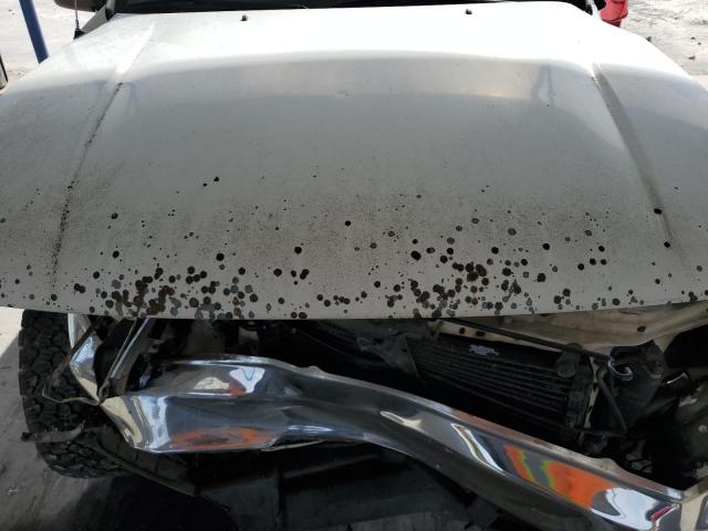 Toyota Tacoma Image 11