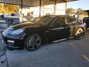  Salvage Porsche Panamera