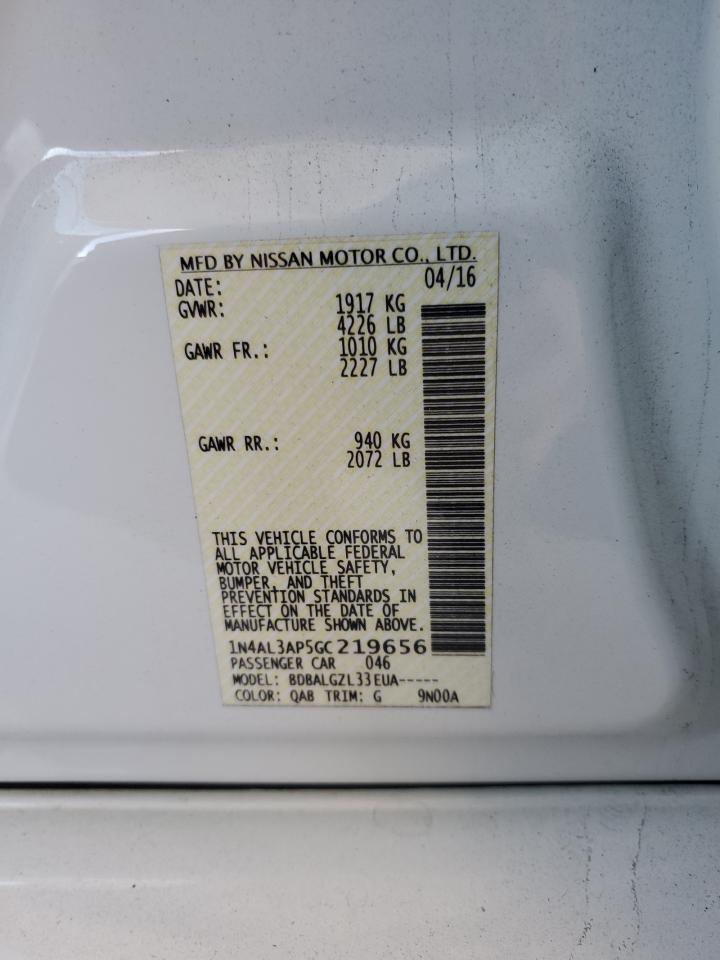 Nissan Altima 2.5 Image 10