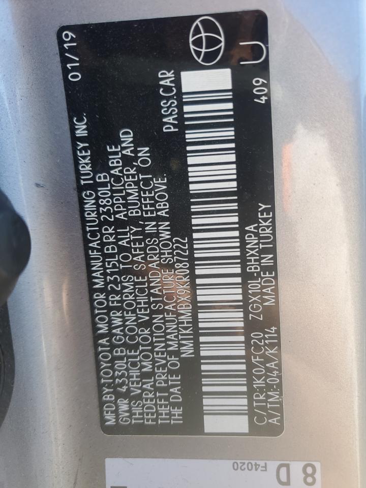 Toyota C-HR Xle Image 9