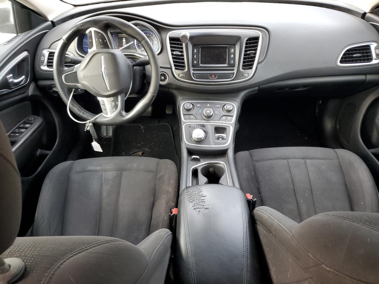 Chrysler 200 Limited Image 5