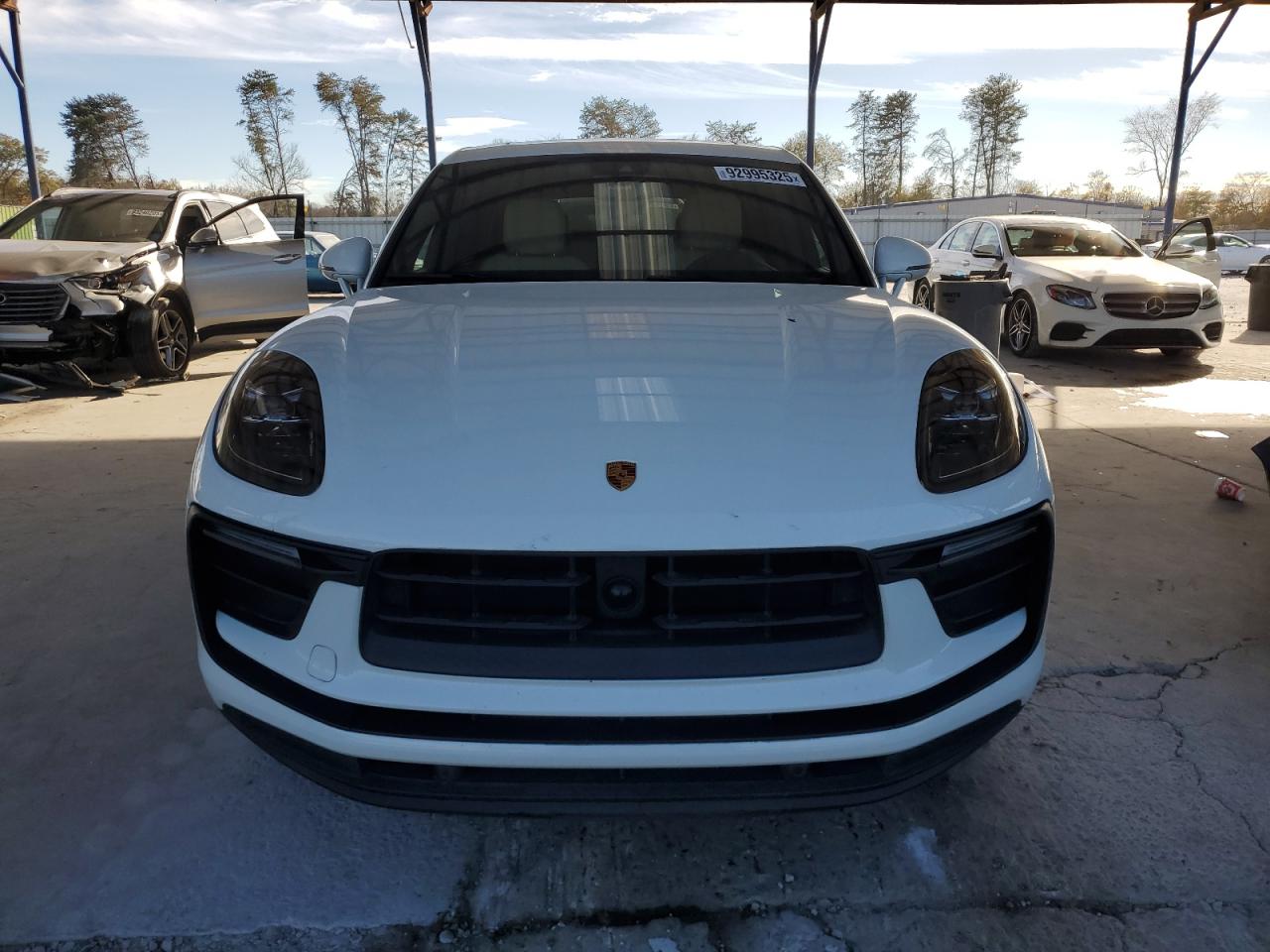 Porsche Macan Image 12