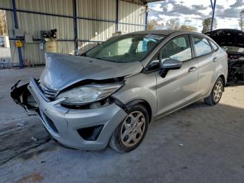  Salvage Ford Fiesta