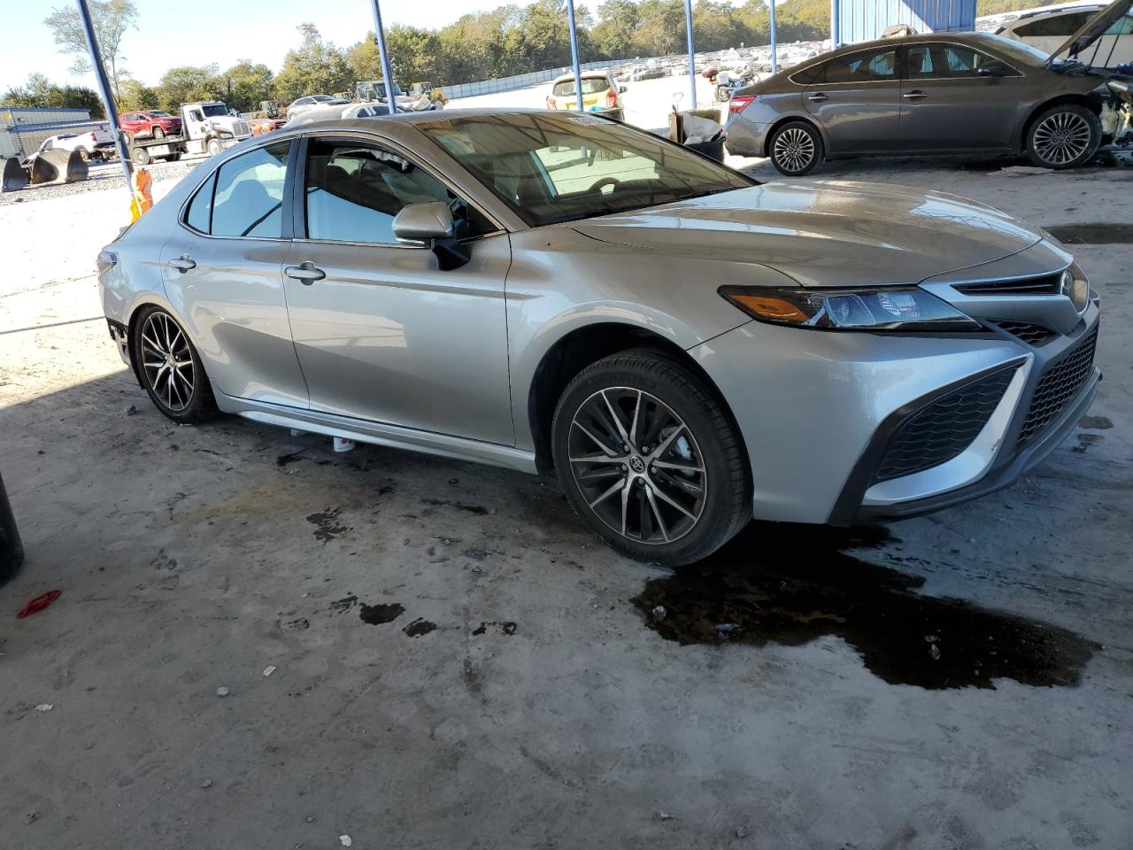 Toyota Camry Se Night Shade Image 5