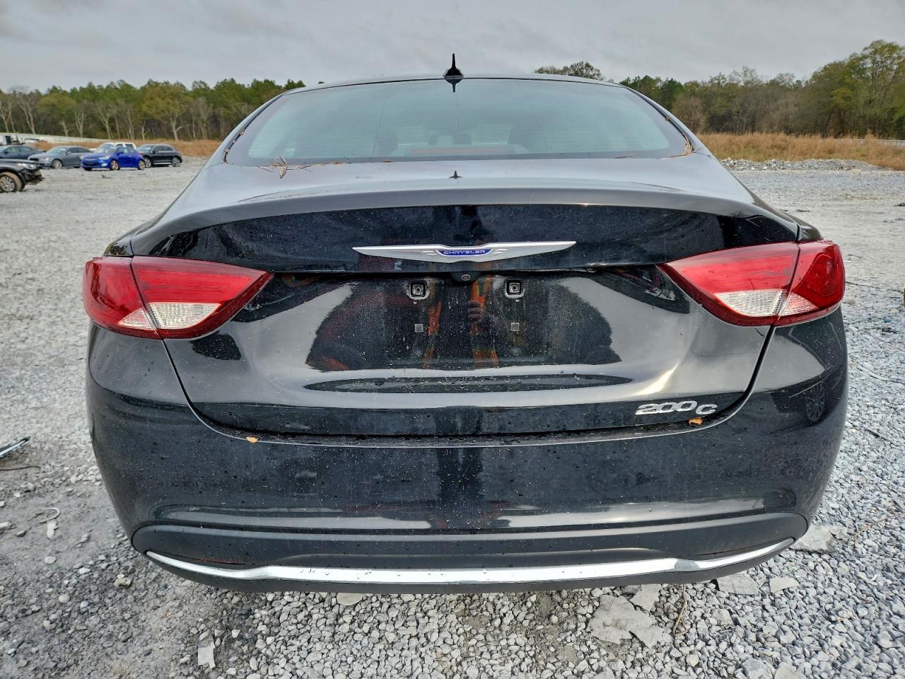 Chrysler 200 C Image 12