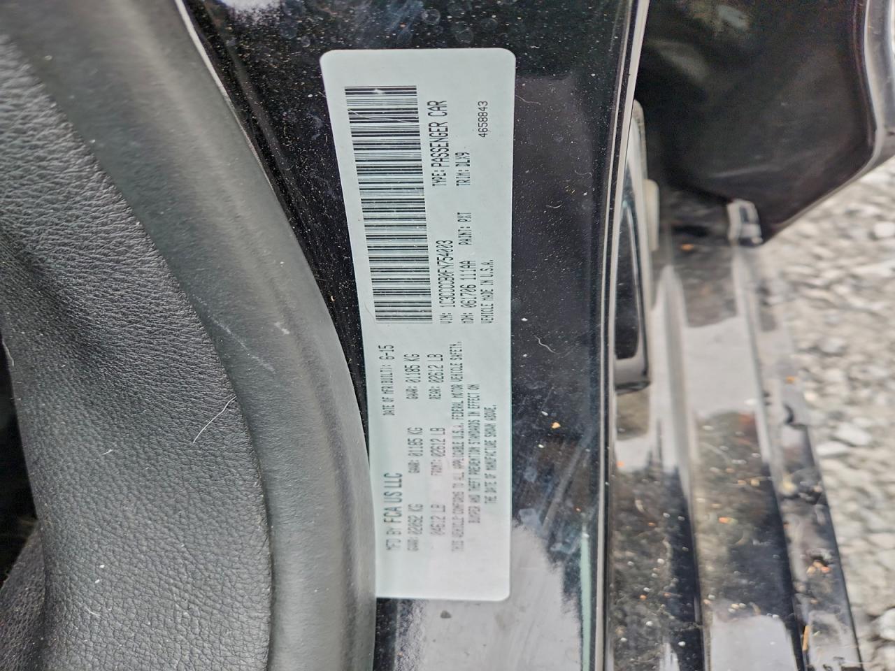 Chrysler 200 C Image 10