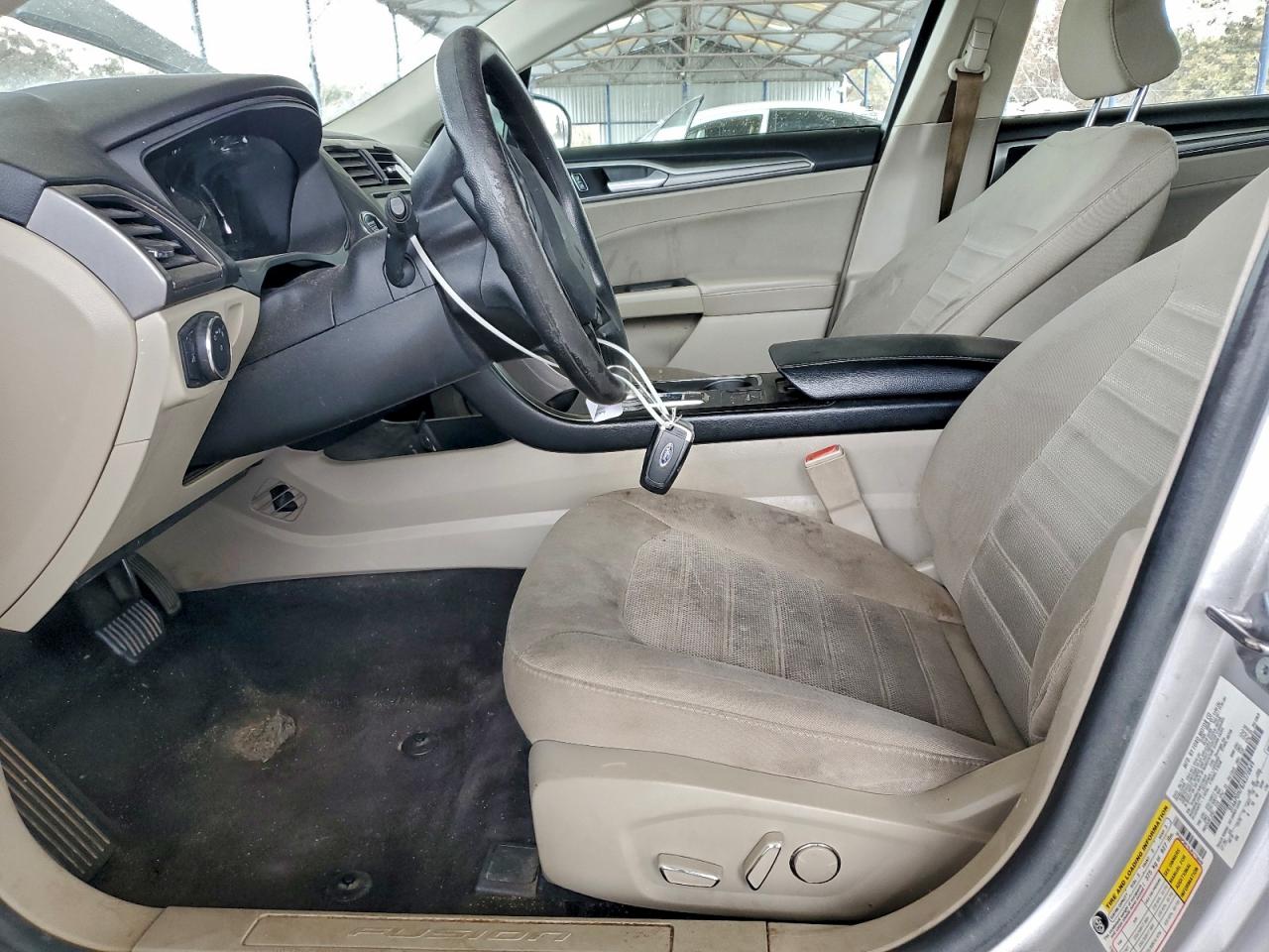 Ford Fusion Se Image 11