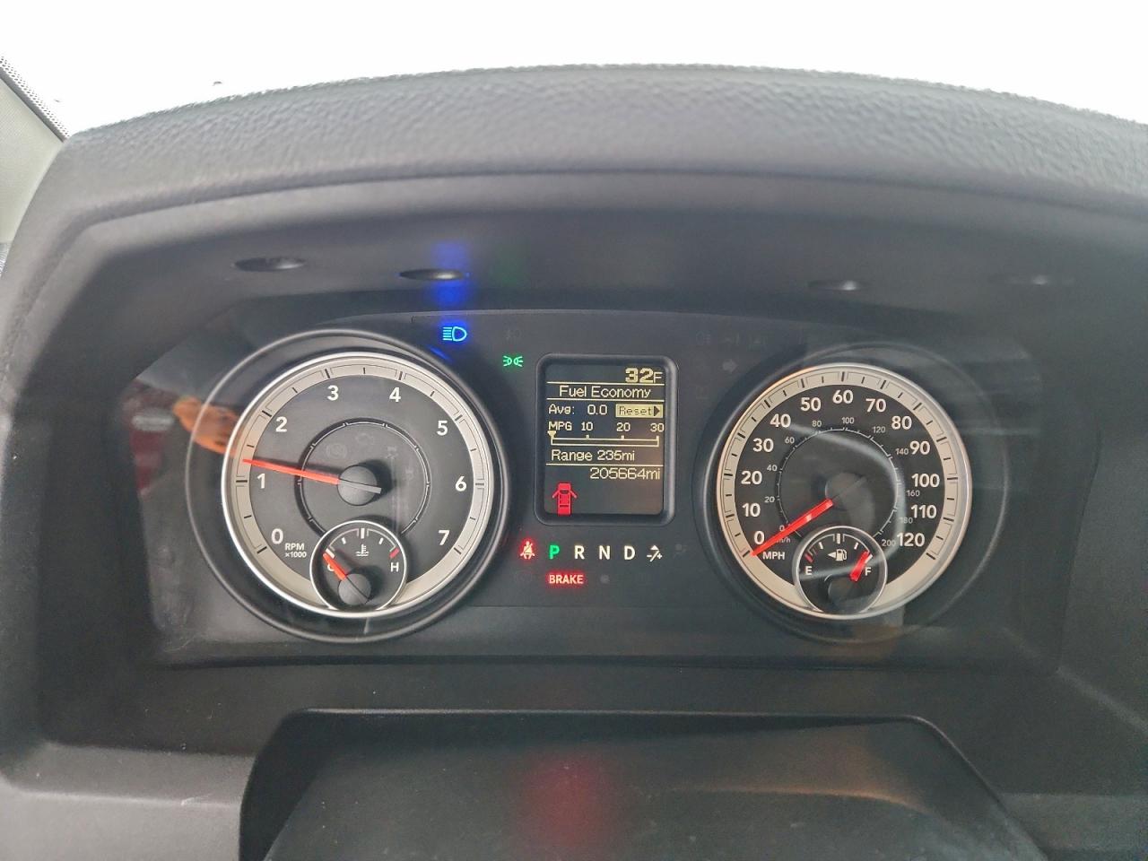 Ram 1500 St Image 11