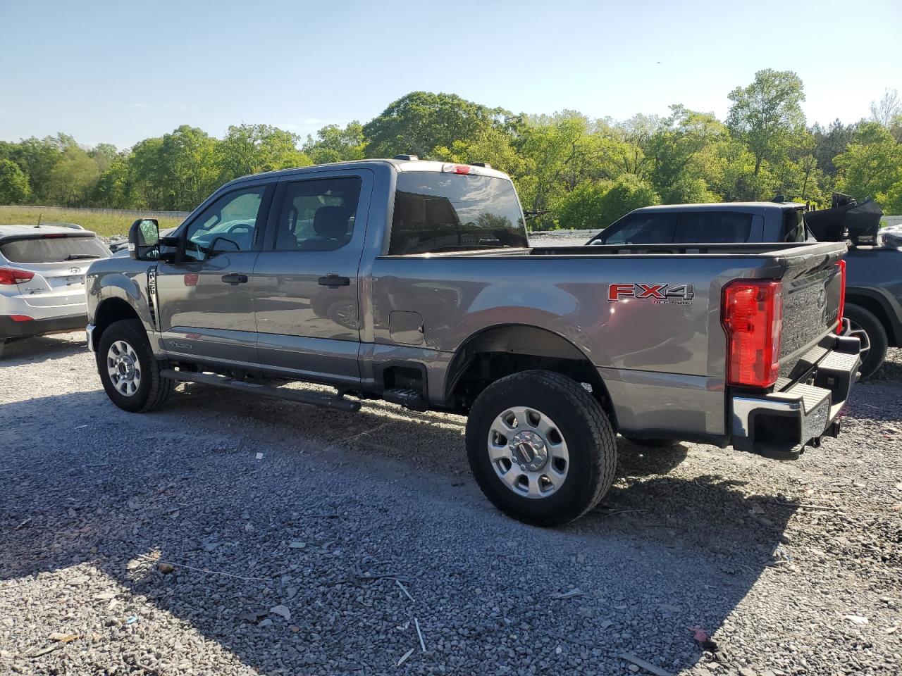 Ford F-250 Super Duty Image 2