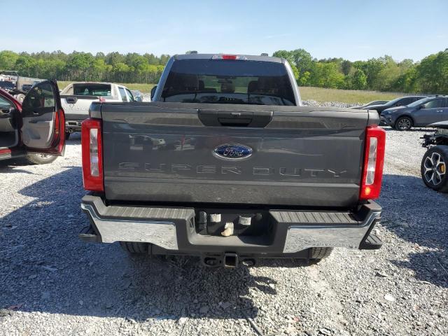 Ford F-250 Super Duty Image 11