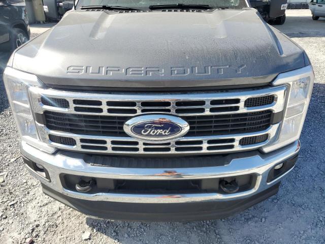 Ford F-250 Super Duty Image 10