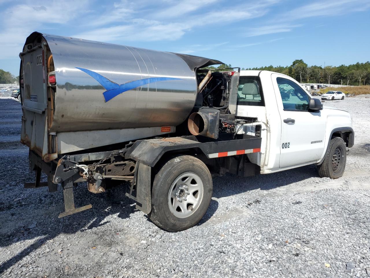 GMC Sierra C1500 Image 9