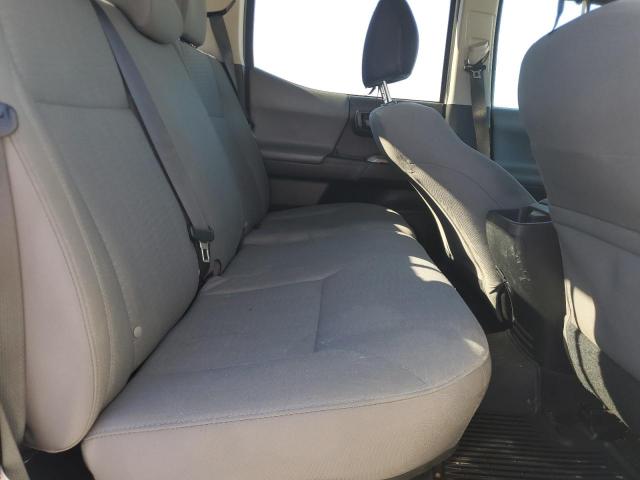 Toyota Tacoma Double Cab Image 10