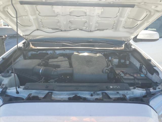 Toyota Tacoma Double Cab Image 12