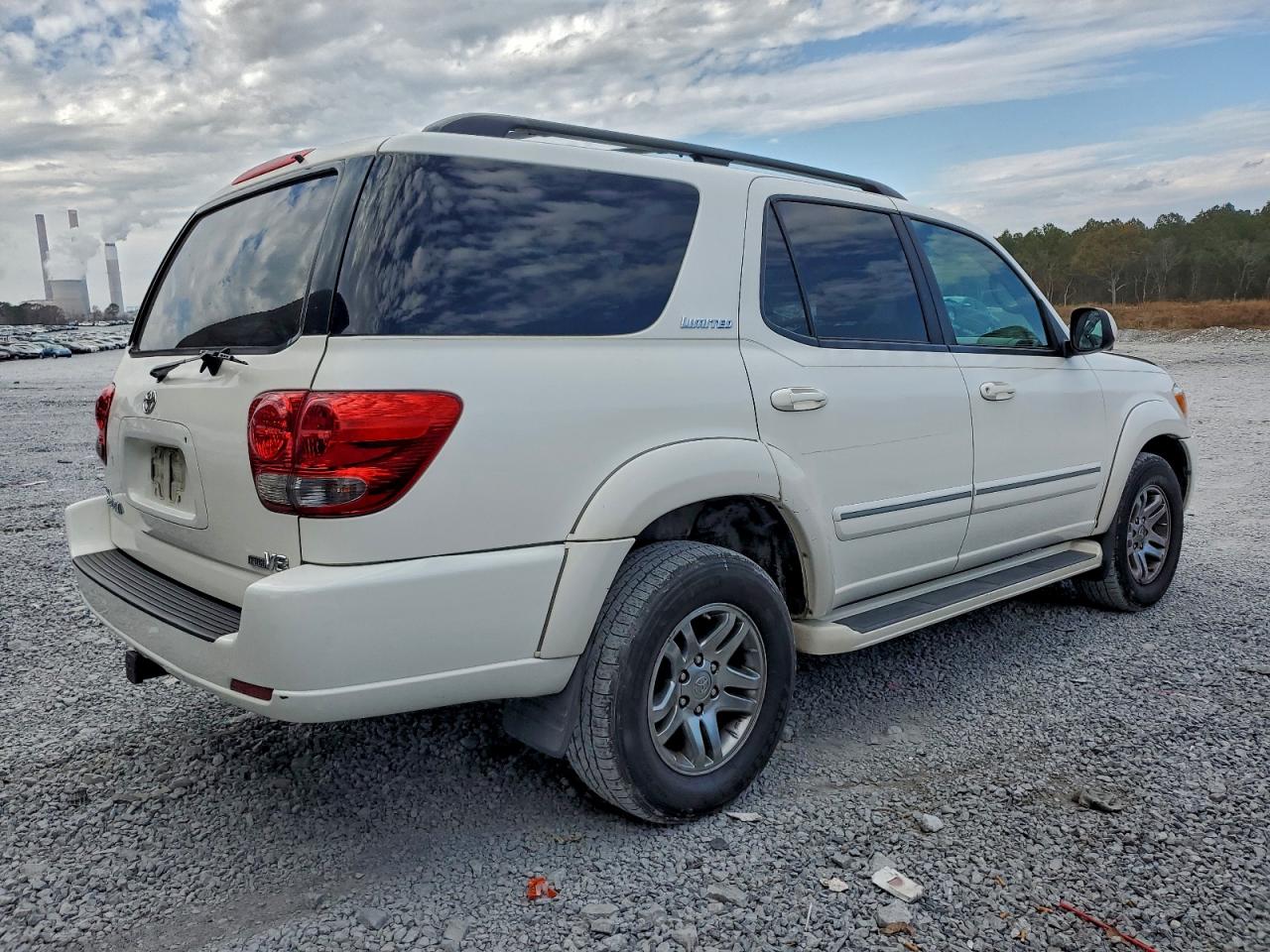 Toyota Sequoia Limited Image 3