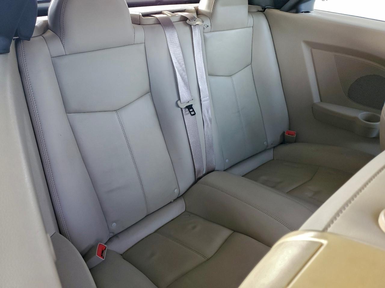 Chrysler 200 Limited Image 8