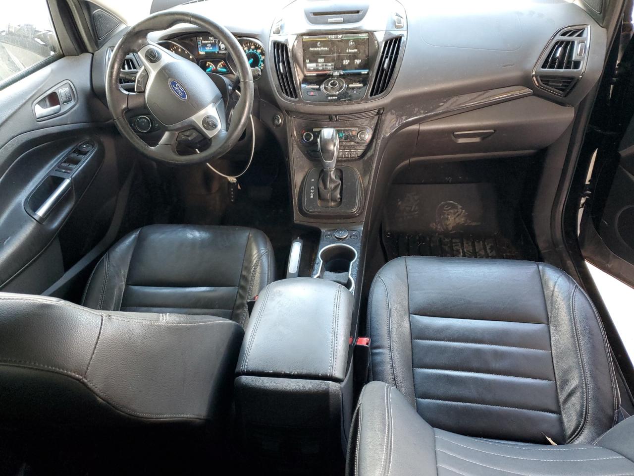 Ford Escape Titanium Image 7