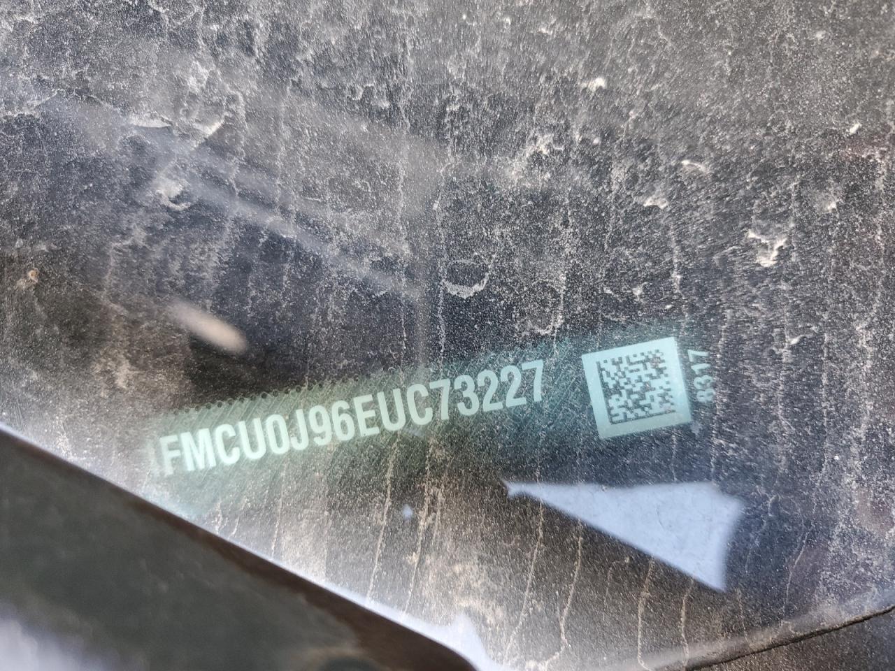 Ford Escape Titanium Image 12