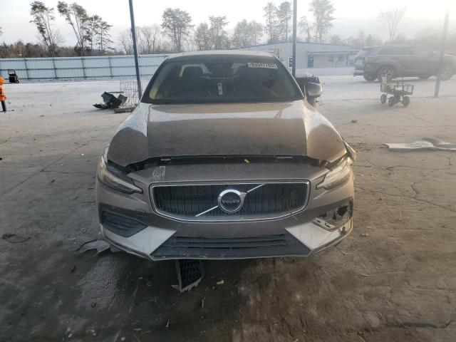 Volvo S60 T5 Momentum Image 6