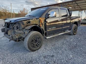  Salvage Nissan Titan