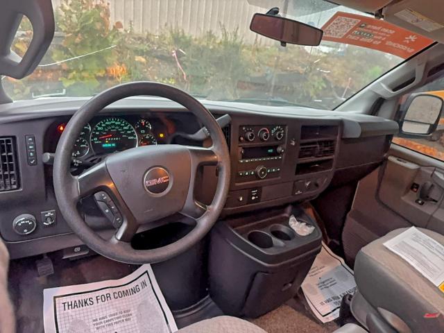 GMC Savana G2500 Image 4