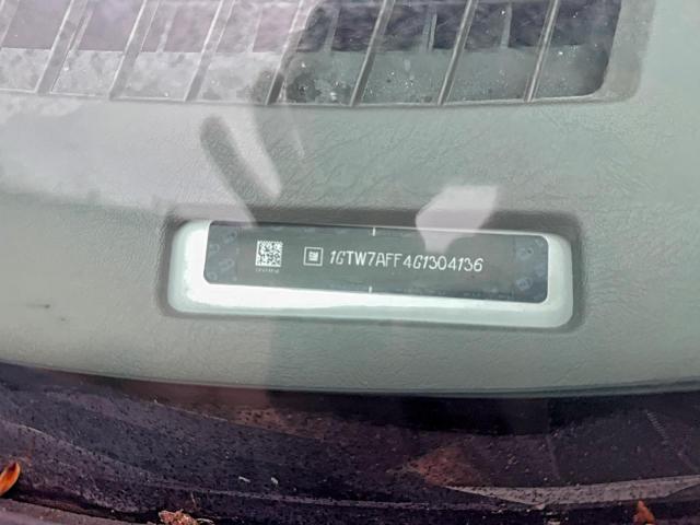 GMC Savana G2500 Image 8