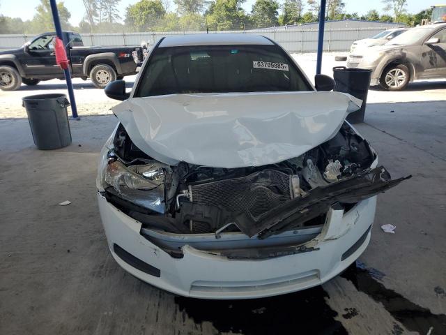 Chevrolet Cruze Ls Image 8