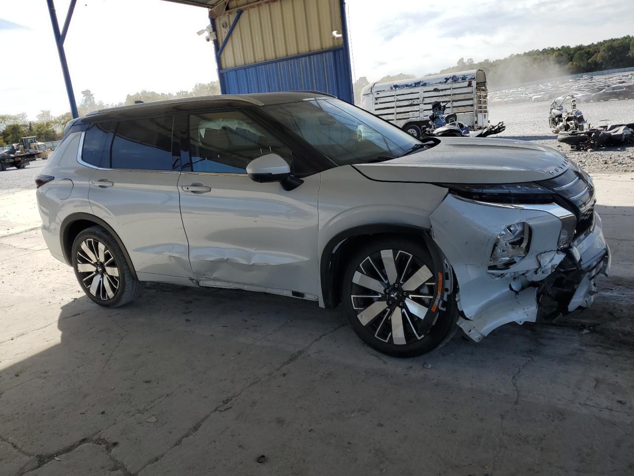 Mitsubishi Outlander Sel Image 8