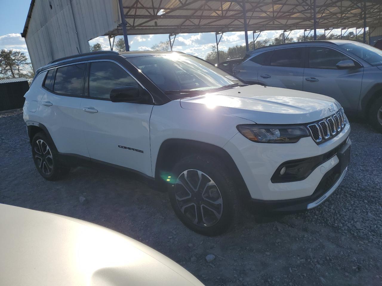 Jeep Compass Limited Image 3