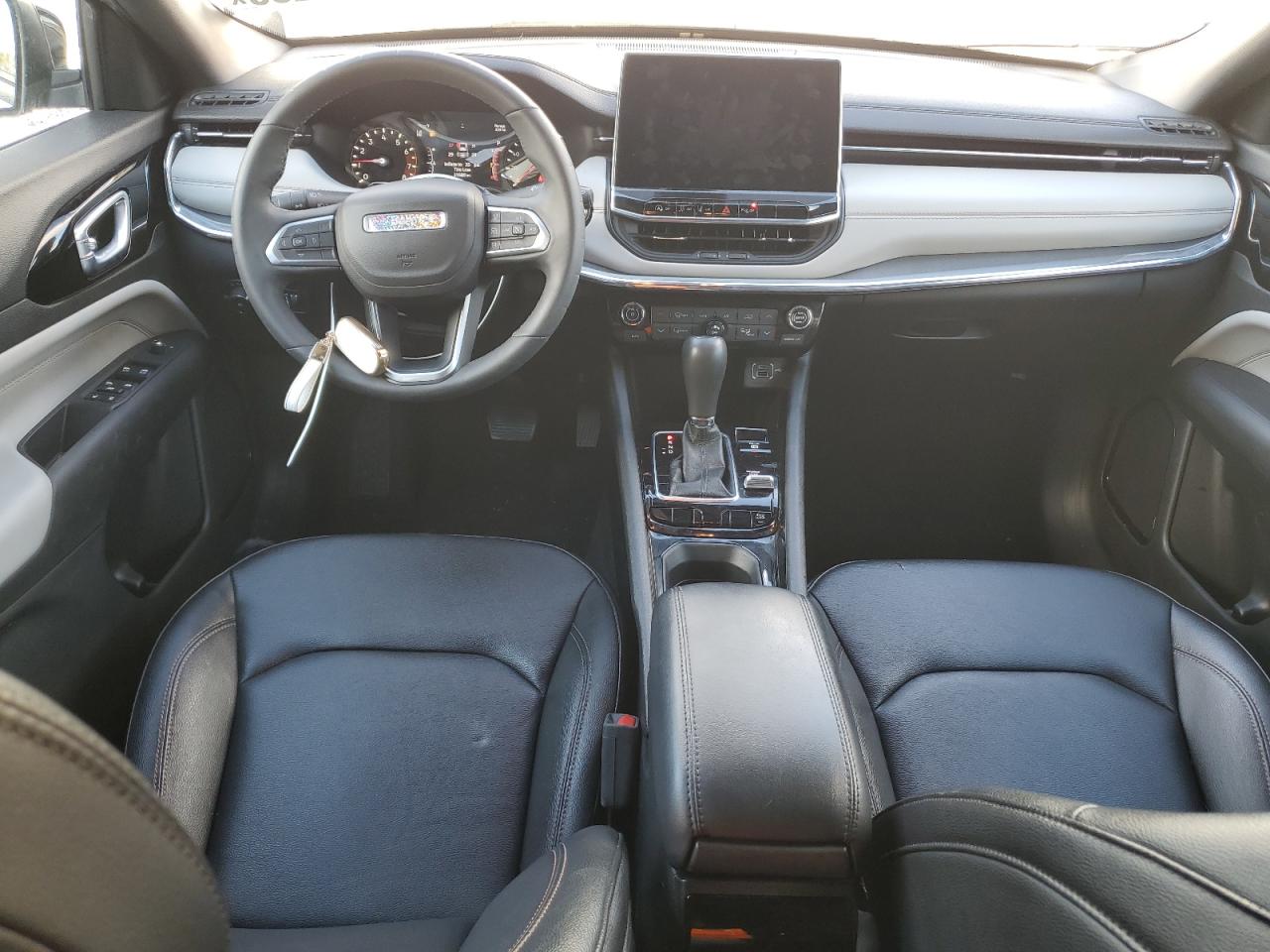 Jeep Compass Limited Image 9