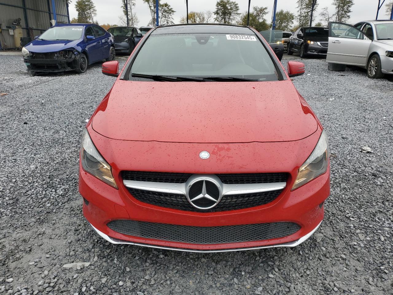 Mercedes-Benz Cla-class 250 Image 10