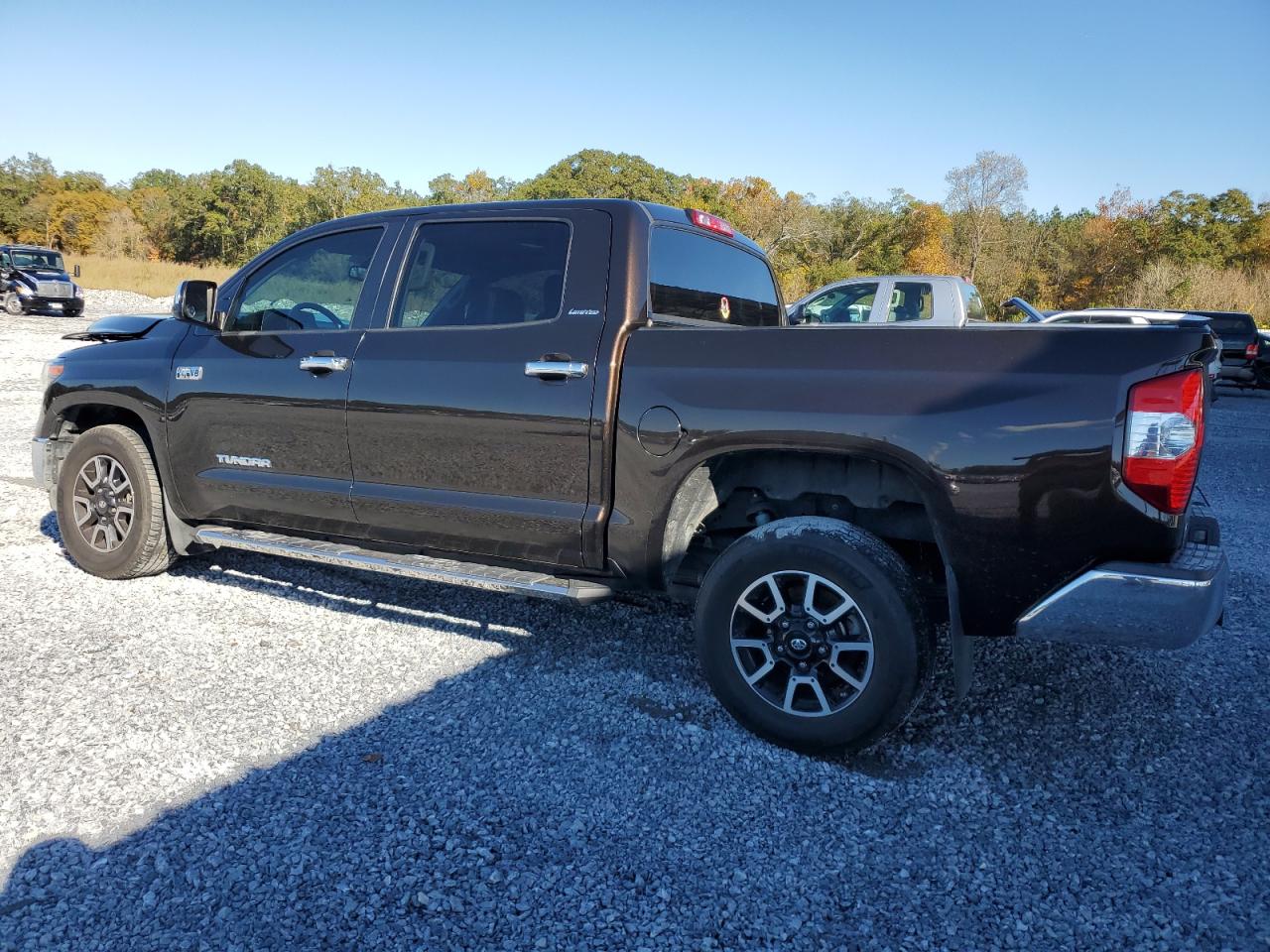 Toyota Tundra Crewmax Limited Image 10