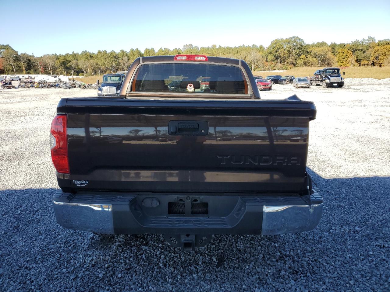 Toyota Tundra Crewmax Limited Image 12