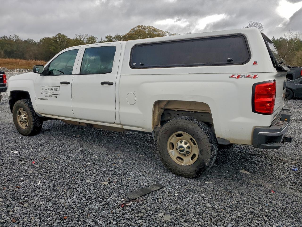 Chevrolet Silverado K2500 Heavy Duty Image 3