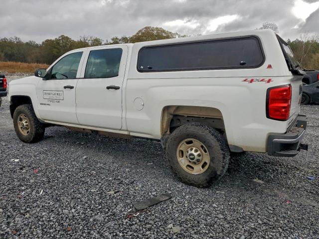 Chevrolet Silverado K2500 Heavy Duty Image 3