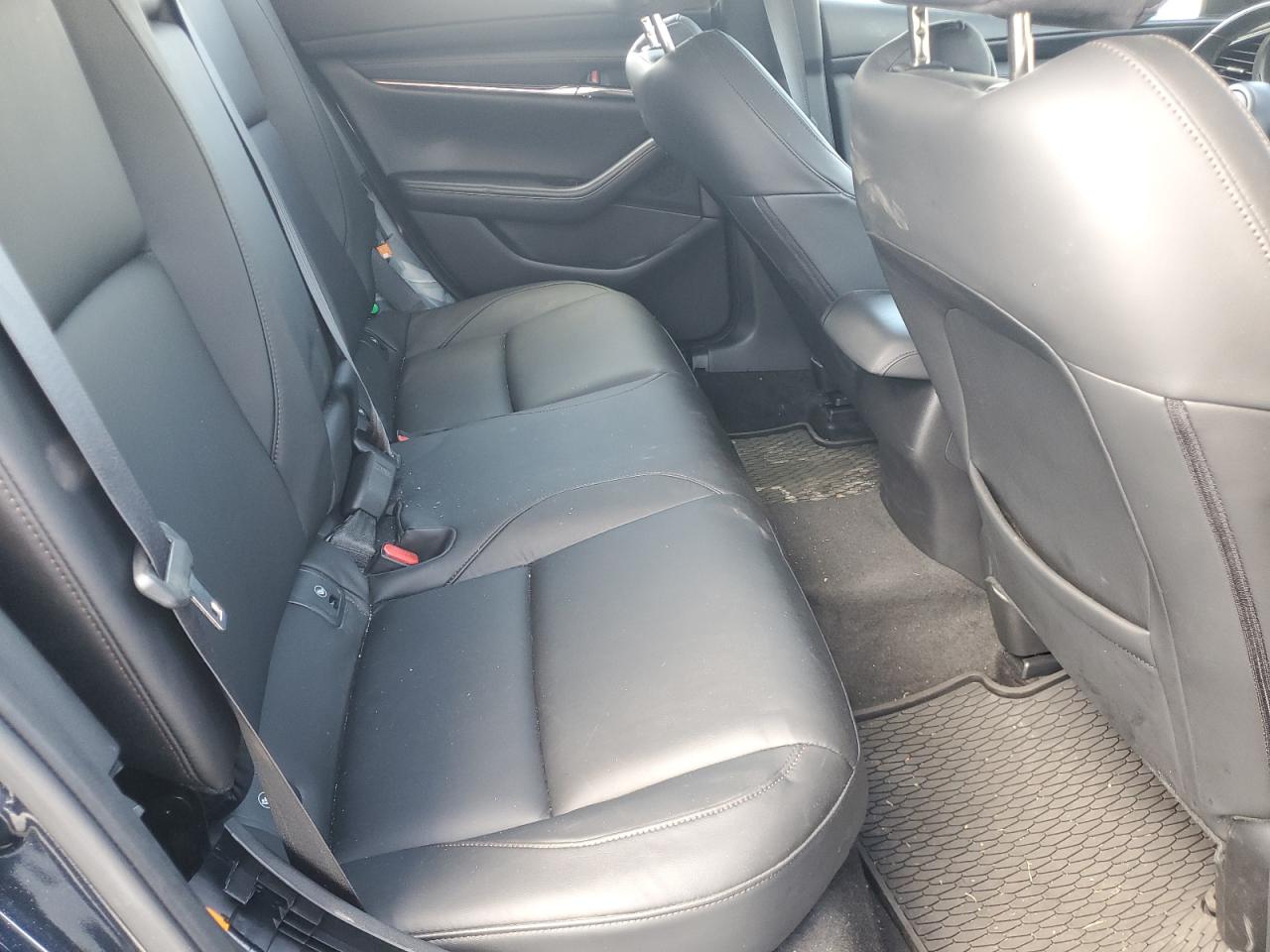 Mazda 3 Preferred Image 8