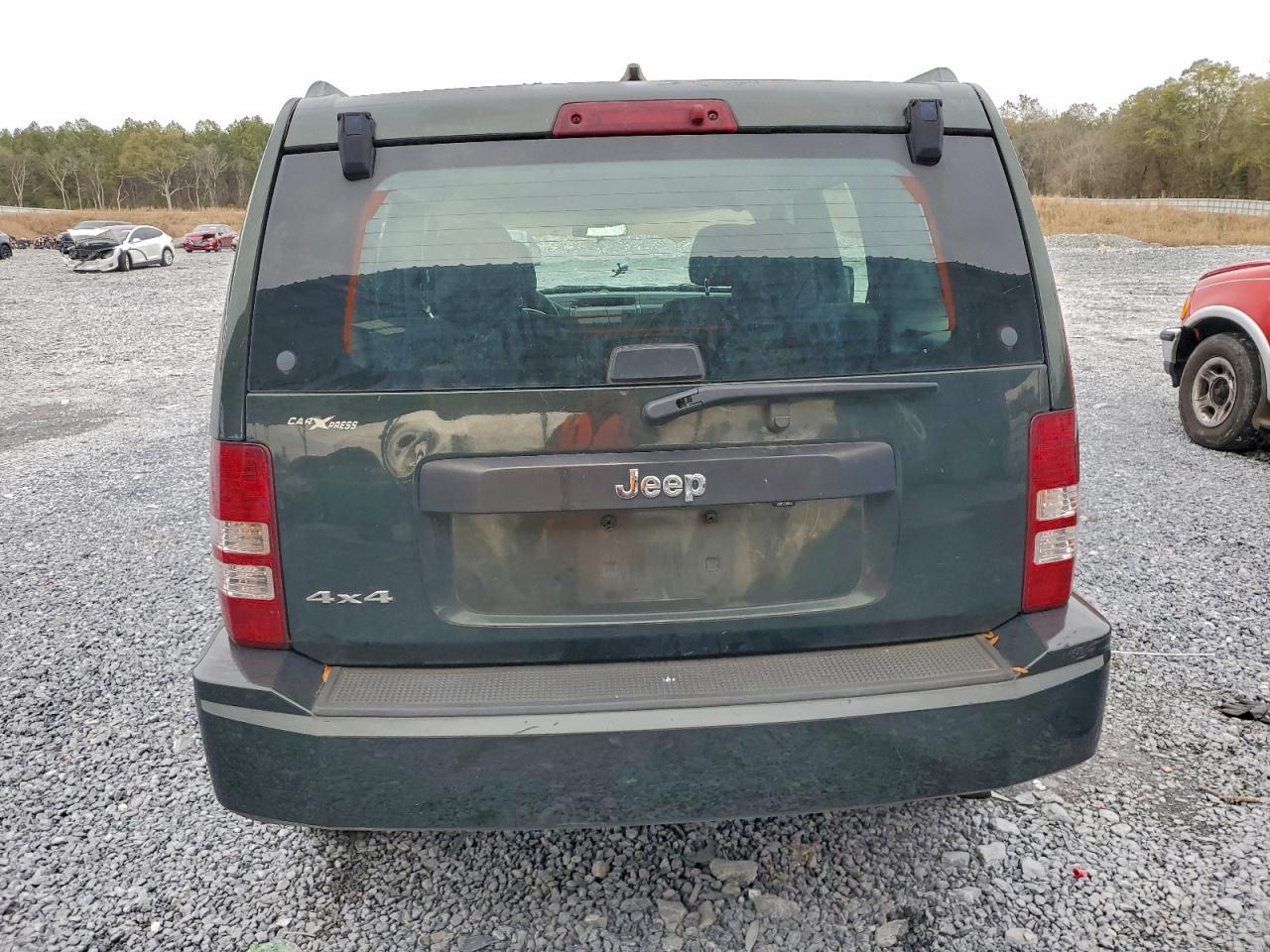 Jeep Liberty Sport Image 6