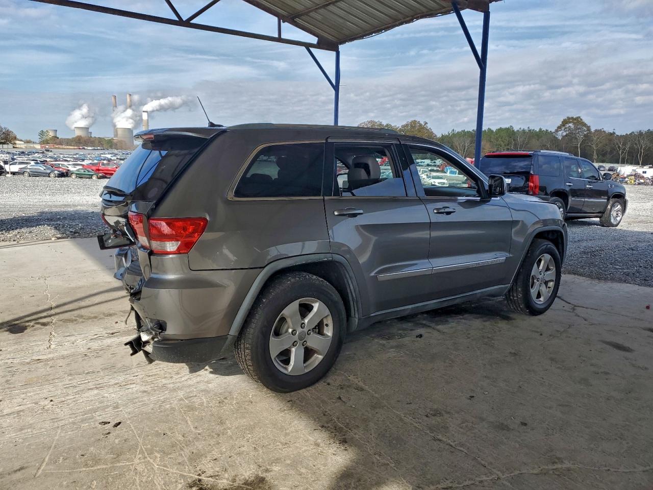 Jeep Grand Cherokee Laredo Image 9