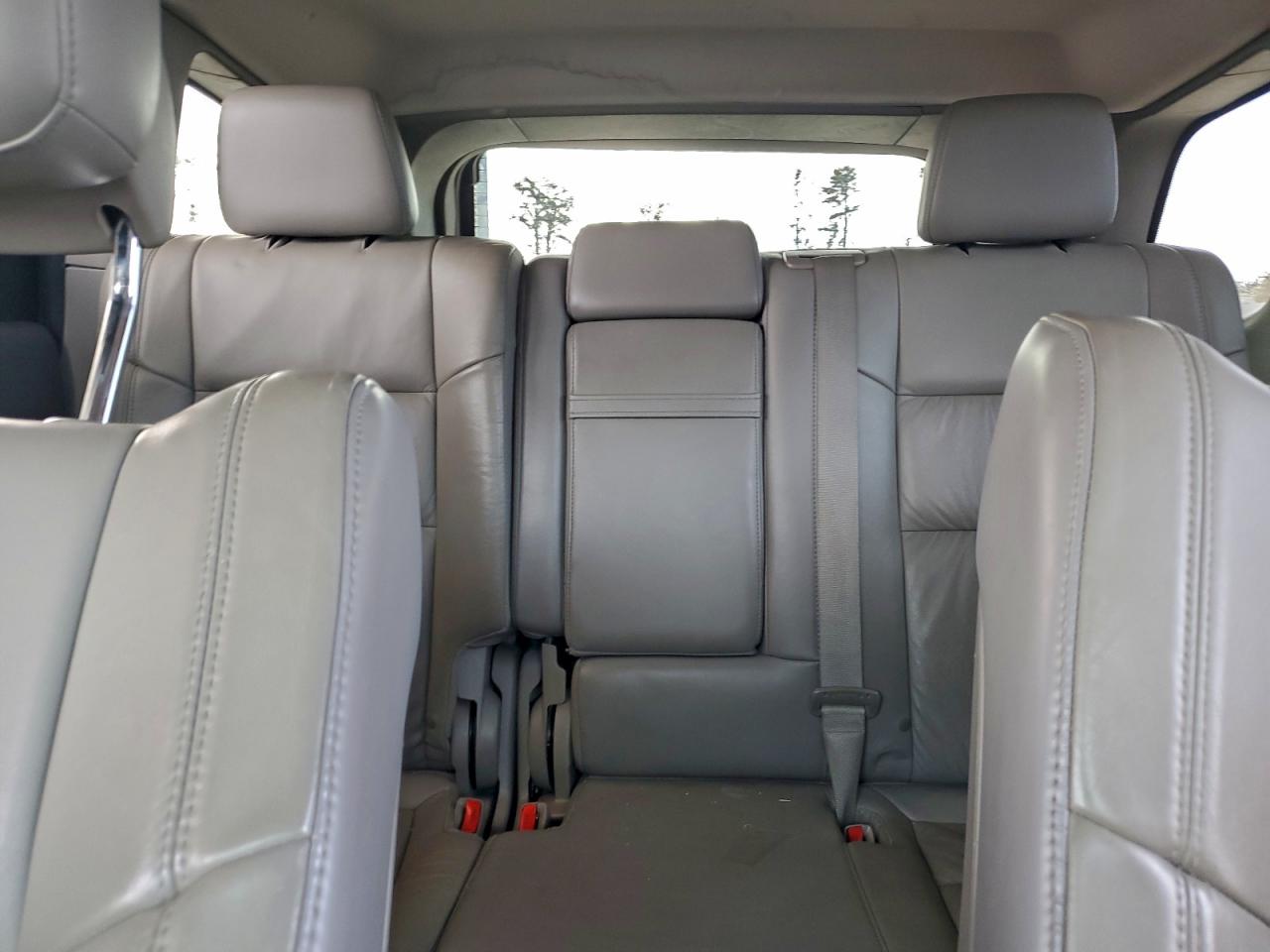 Jeep Grand Cherokee Laredo Image 8