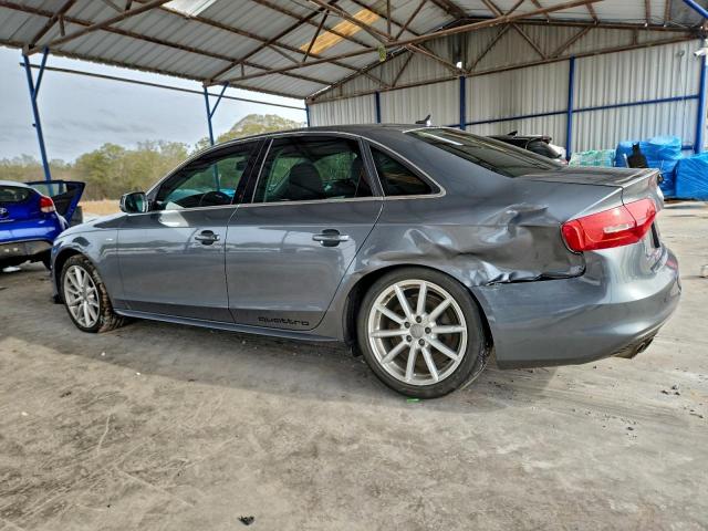 Audi A4 Premium S-line Image 2