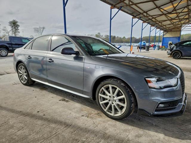 Audi A4 Premium S-line Image 4