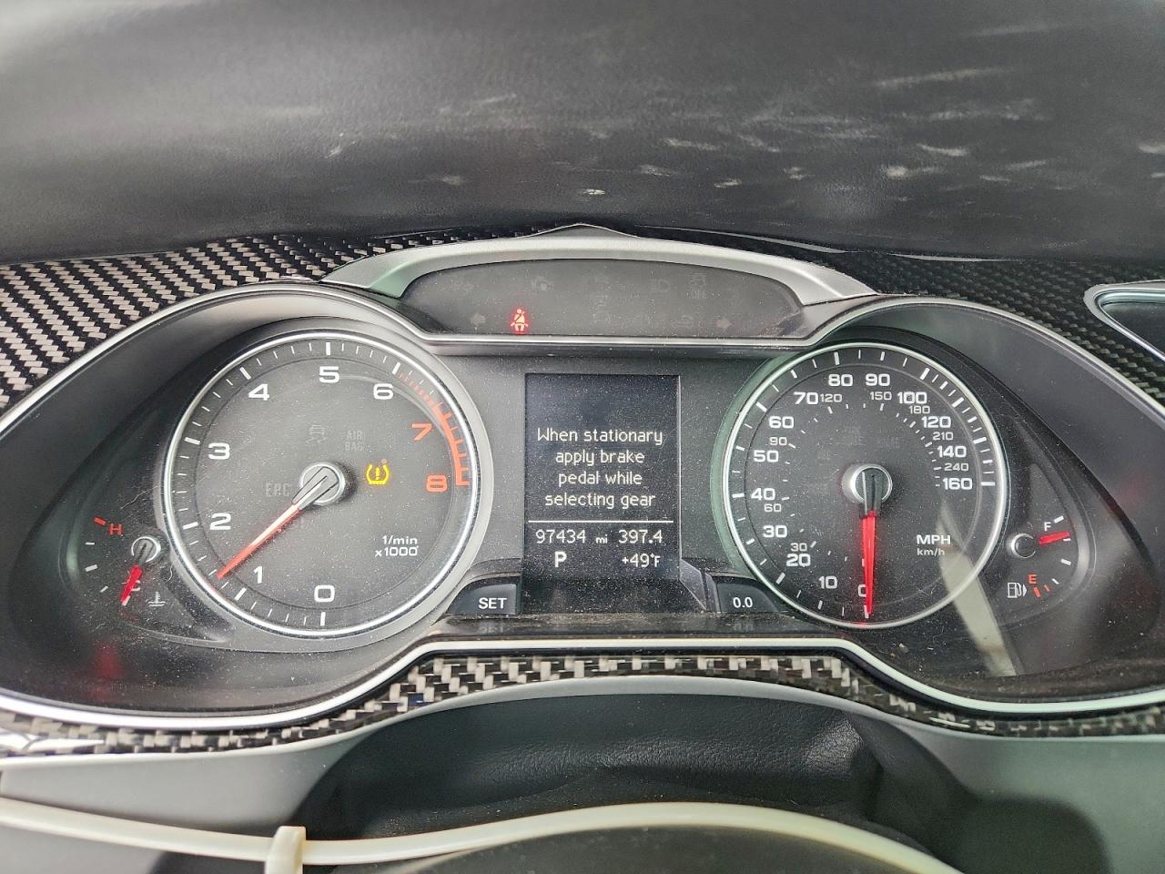 Audi A4 Premium S-line Image 10