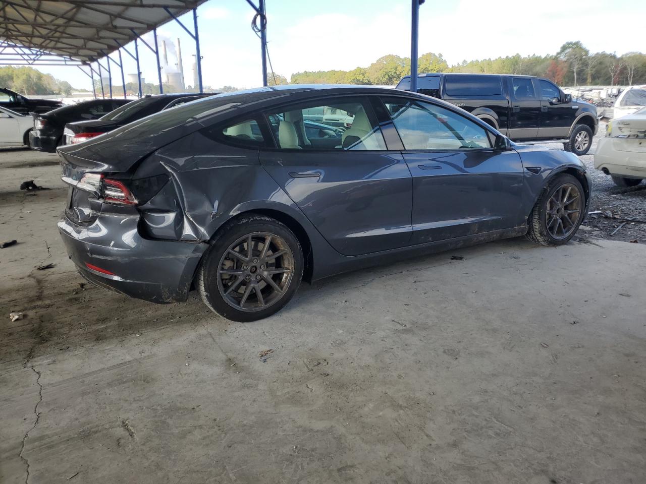Tesla Model 3 Image 2