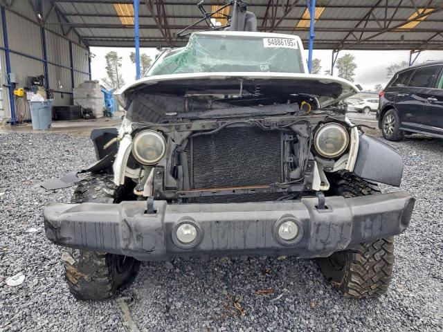 Jeep Wrangler Rubicon Image 3