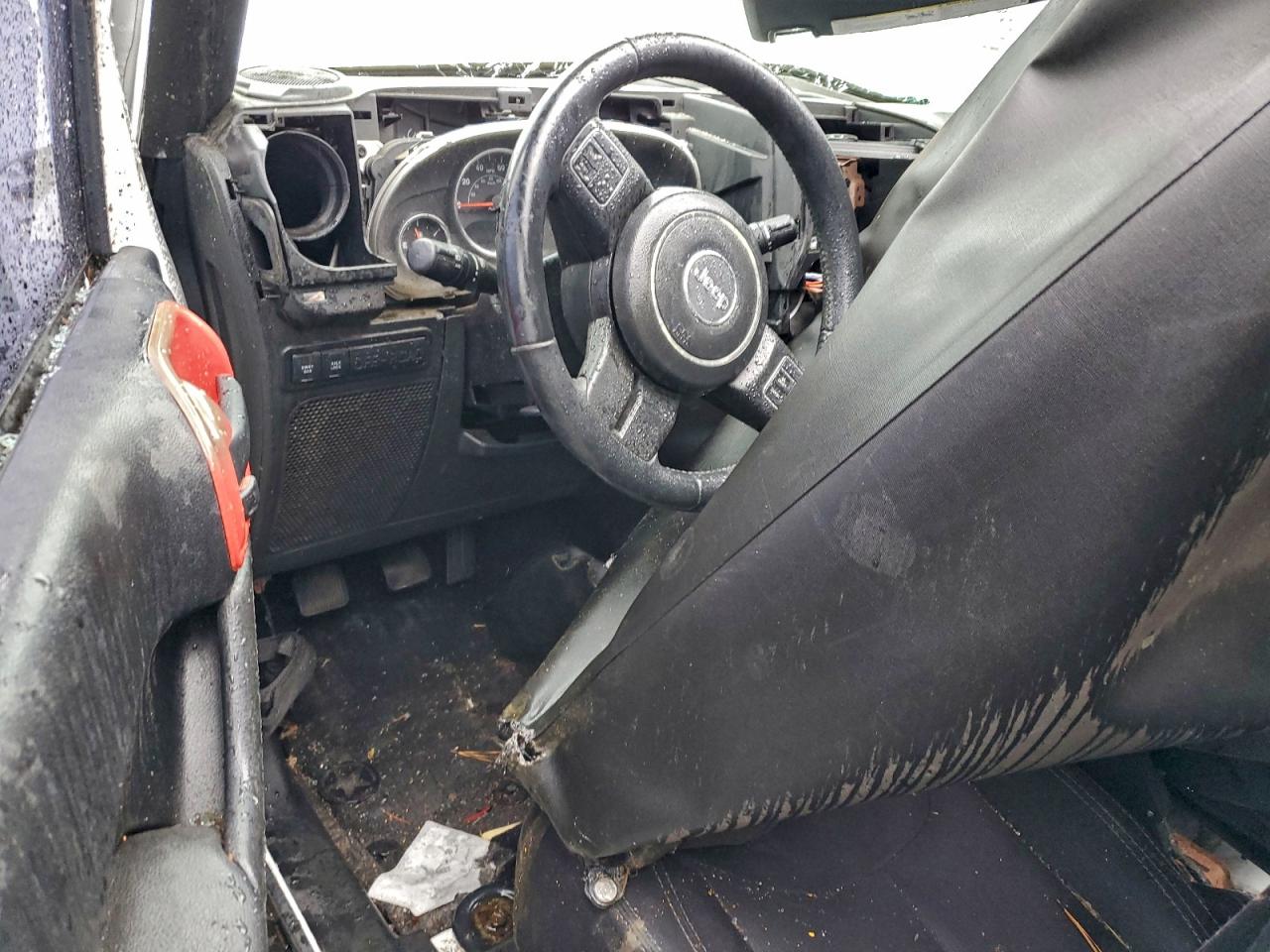 Jeep Wrangler Rubicon Image 10