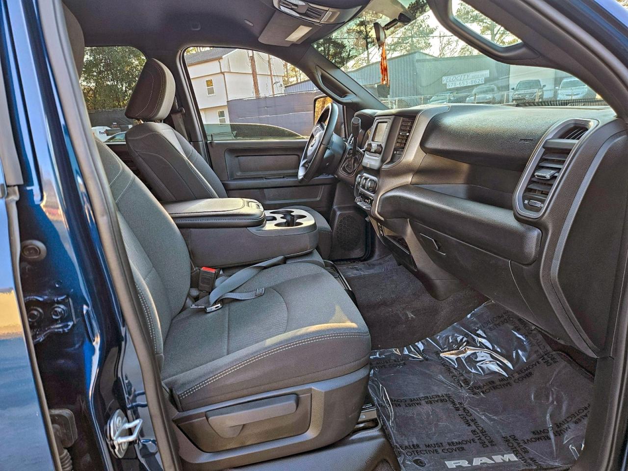 Ram 2500 Tradesman Image 2