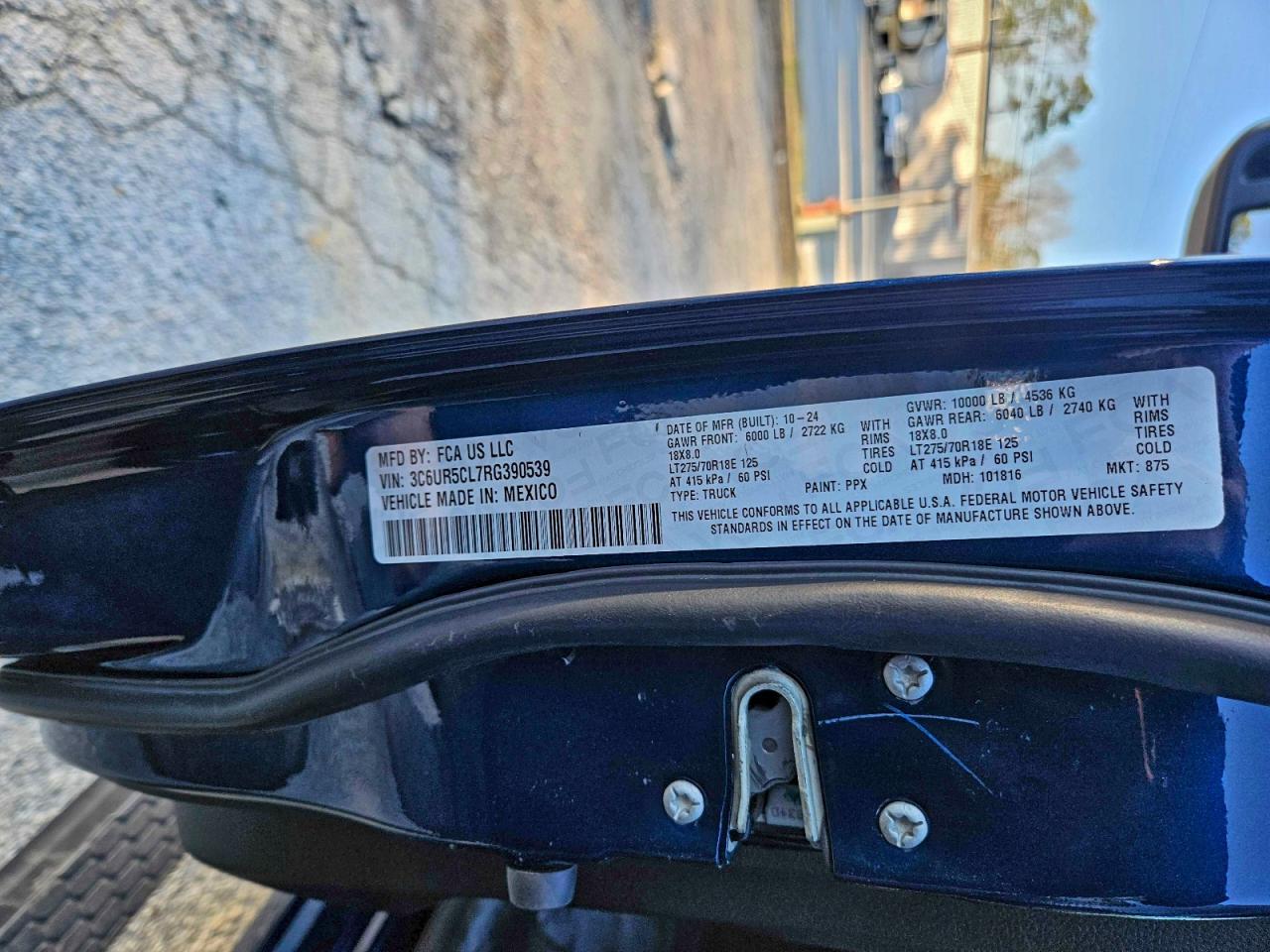 Ram 2500 Tradesman Image 5